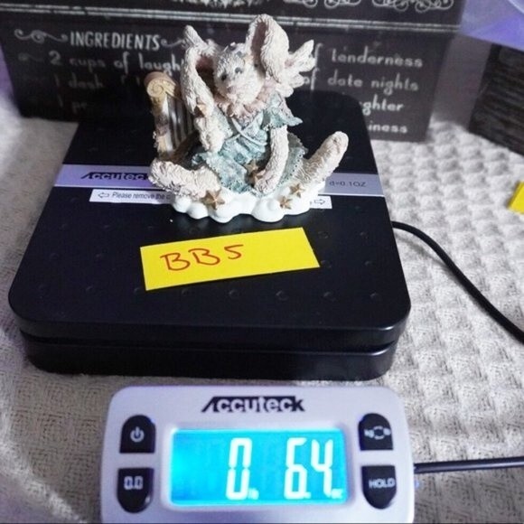 Boyd’s Bears & Friends Figurine Celeste ... the Angel Rabbit Style #2230 1993 - Picture 9 of 10